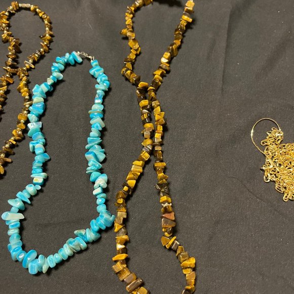 Bundle of 4 Vintage Stone Nugget Fashion Necklaces - Picture 2 of 8